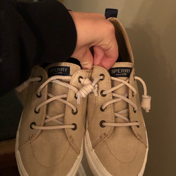 Tan sperry sneakers✨ - Picture 3 of 4